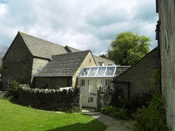 Avon Paranormal Team - The Ragged Cot